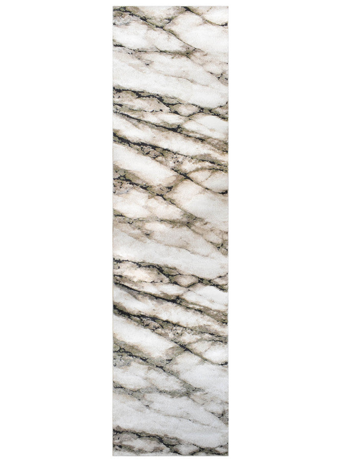 Sofia Sagefrost Runner