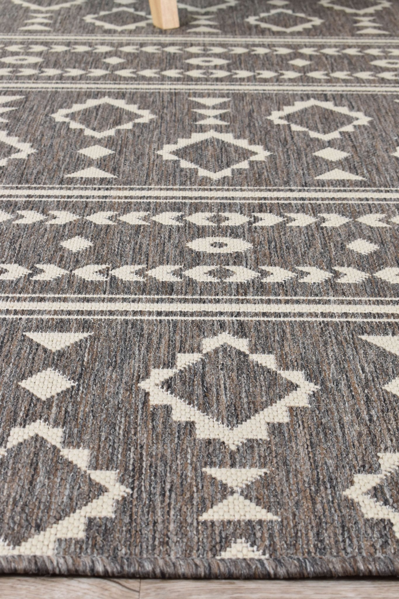 Alaska Brown Rug 3333 - W71E - Floorsome - INDOOR/OUTDOOR - LONG - 3333 - W71E - 50x80 - INDOOR/OUTDOOR