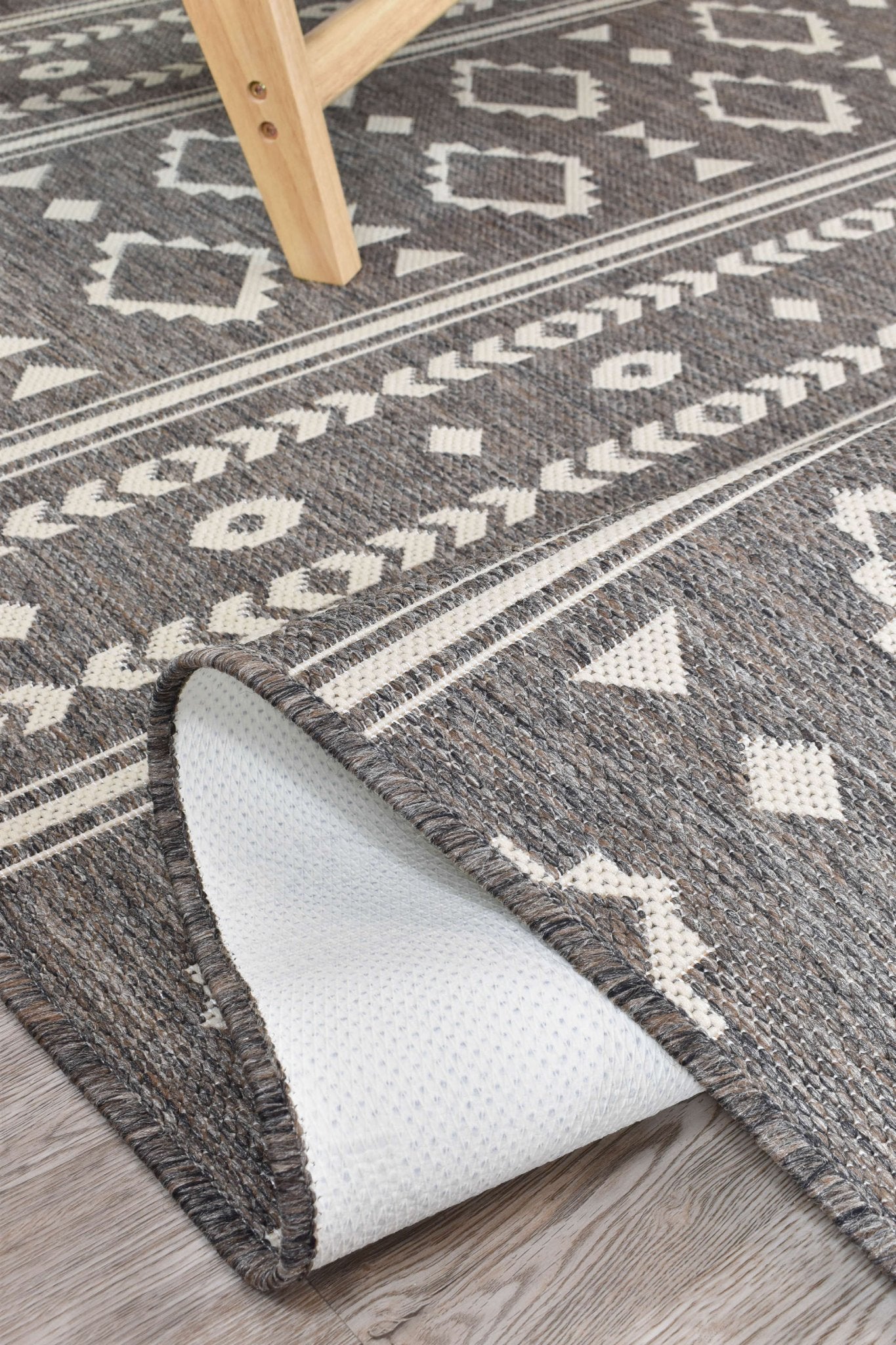 Alaska Brown Rug 3333 - W71E - Floorsome - INDOOR/OUTDOOR - LONG - 3333 - W71E - 50x80 - INDOOR/OUTDOOR