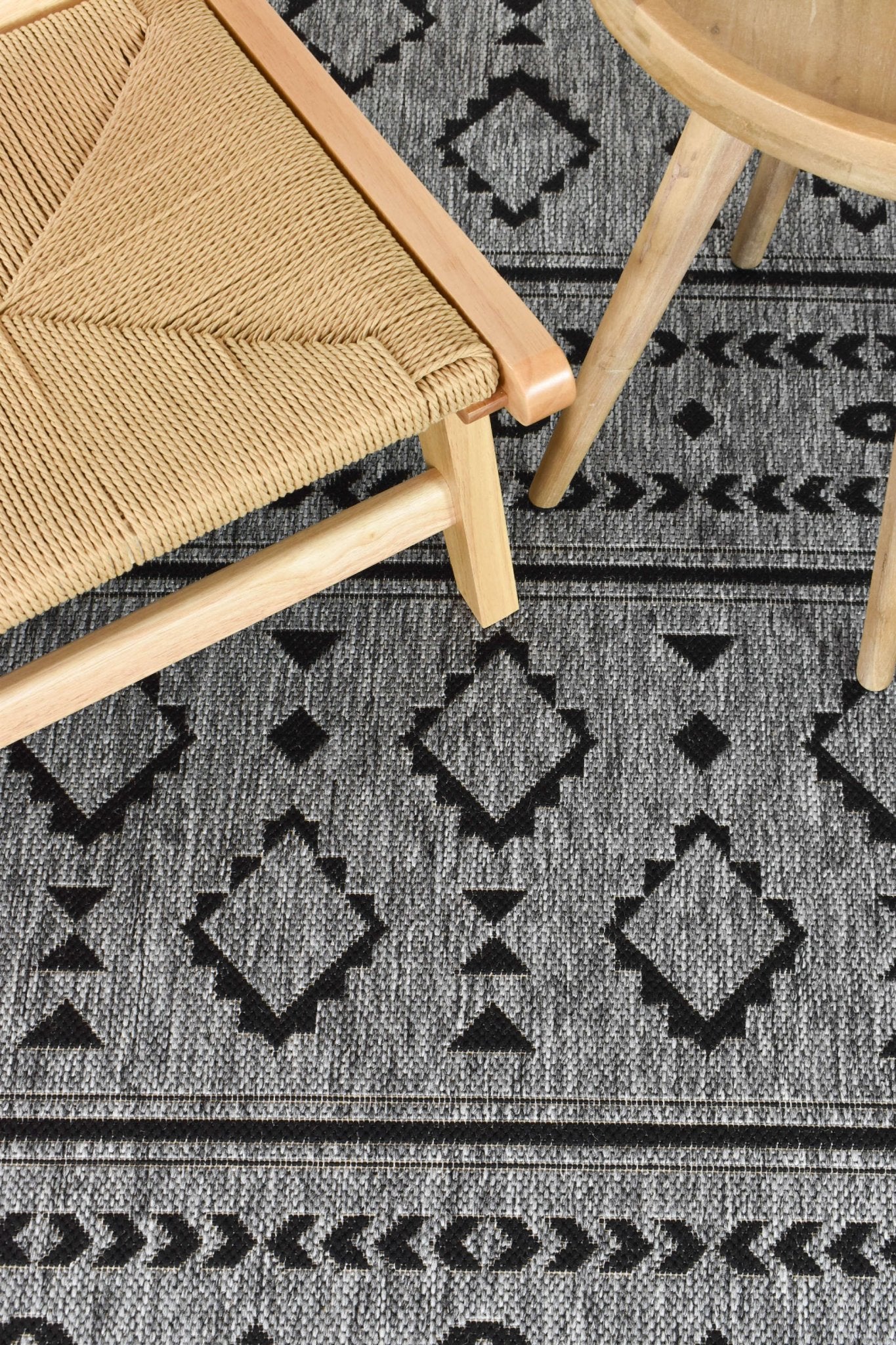Alaska Dark Grey Rug 3333 - DM9E - Floorsome - INDOOR/OUTDOOR - LONG - 3333 - DM9E - 50x80 - INDOOR/OUTDOOR