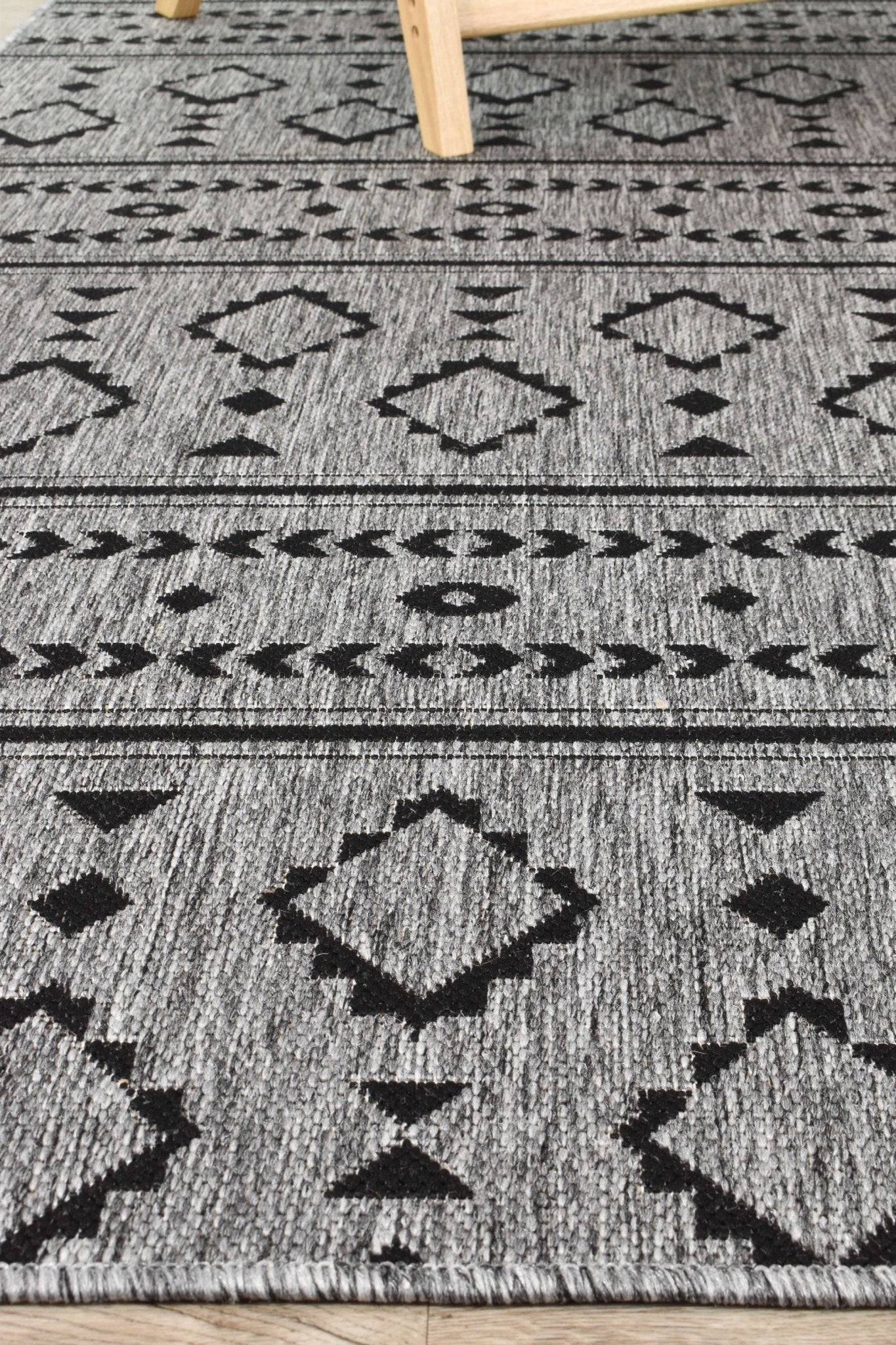 Alaska Dark Grey Rug 3333 - DM9E - Floorsome - INDOOR/OUTDOOR - LONG - 3333 - DM9E - 50x80 - INDOOR/OUTDOOR