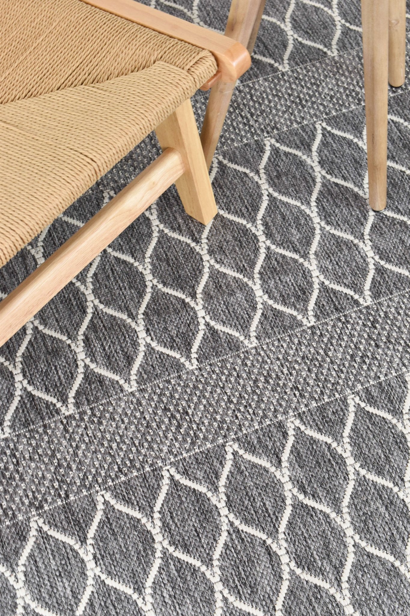 Alaska Grey Rug 6826 - GU6E - Floorsome - INDOOR/OUTDOOR - LONG - 6826 - GU6 - E - 50x80 - INDOOR/OUTDOOR