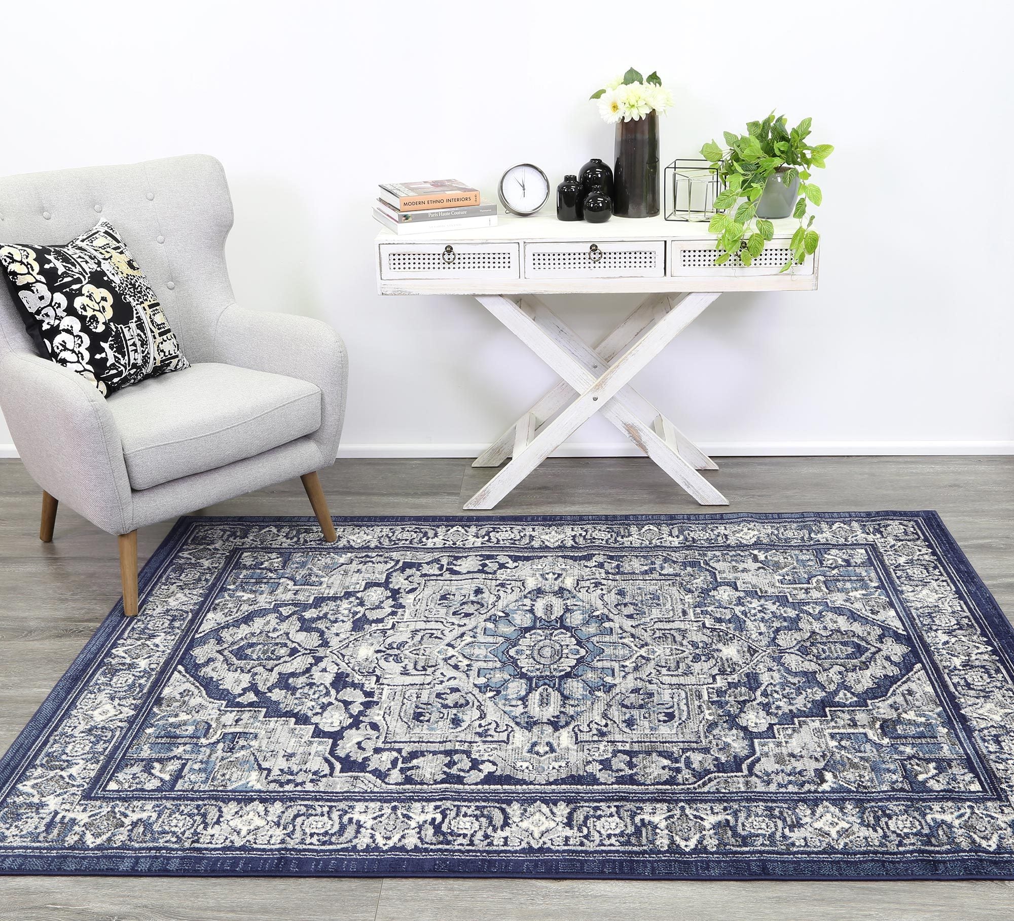 Arya Navy Transistional Traditional Rug - Floorsome - Traditional - ARYA2006097NAVY - Traditional