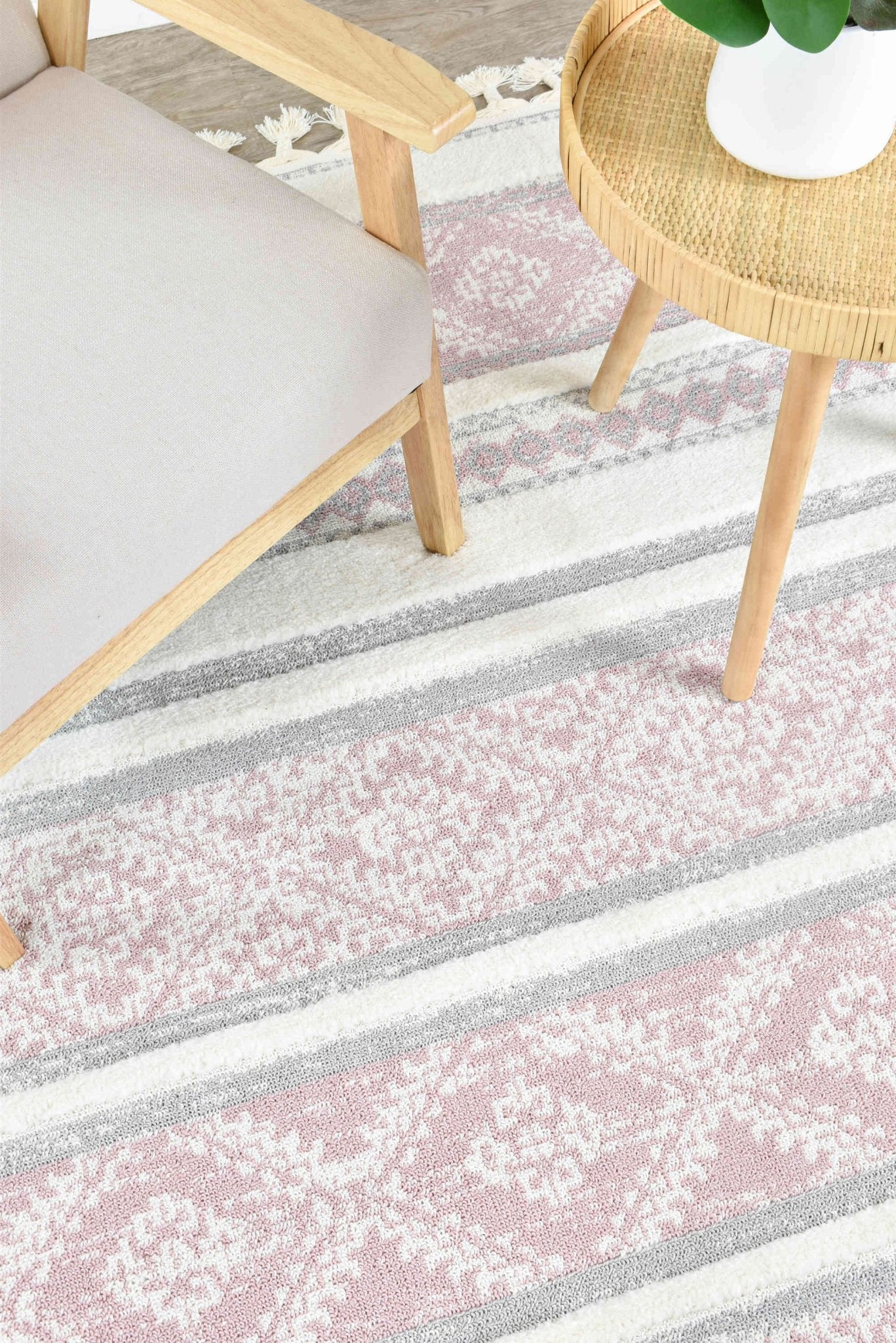 August Mia Pink Rug - Floorsome - INDOOR/OUTDOOR - MIA - B0359A - PINK - 80X150 - INDOOR/OUTDOOR