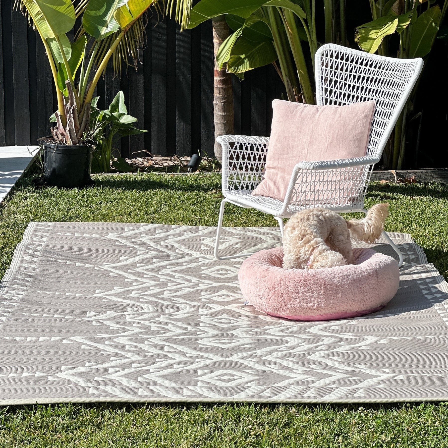 Ayana Grey Recycled Plastic Outdoor Rug - Floorsome - Outdoor Rugs - PLRAYANA0180270 - Outdoor Rugs