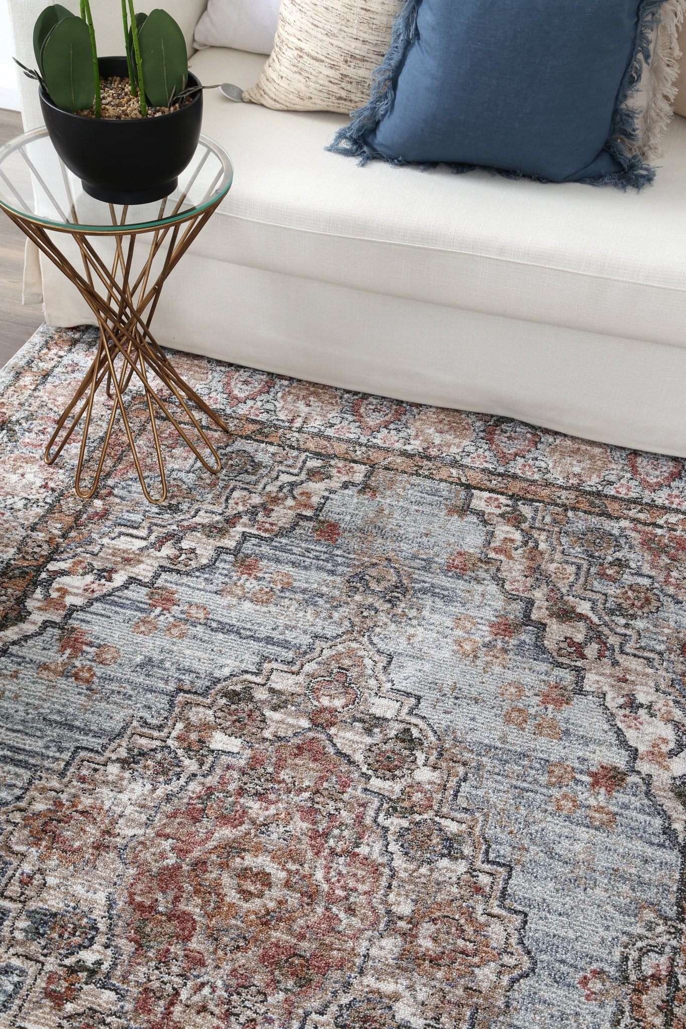 Baile Hampden Vintage Inspired Rug - Floorsome - Area Rug - BALT120B02 - Area Rug