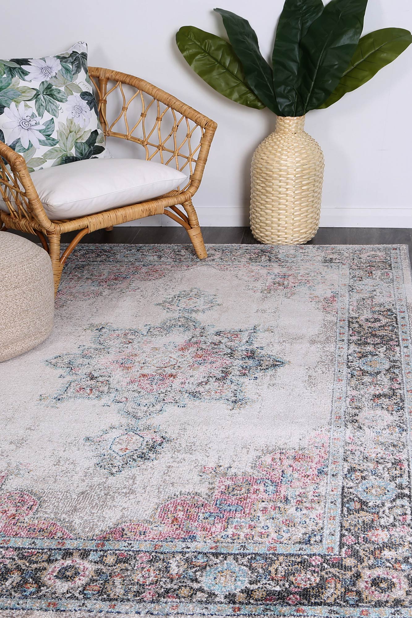 Brentwood Transitional Cream Rug - Floorsome - Rug