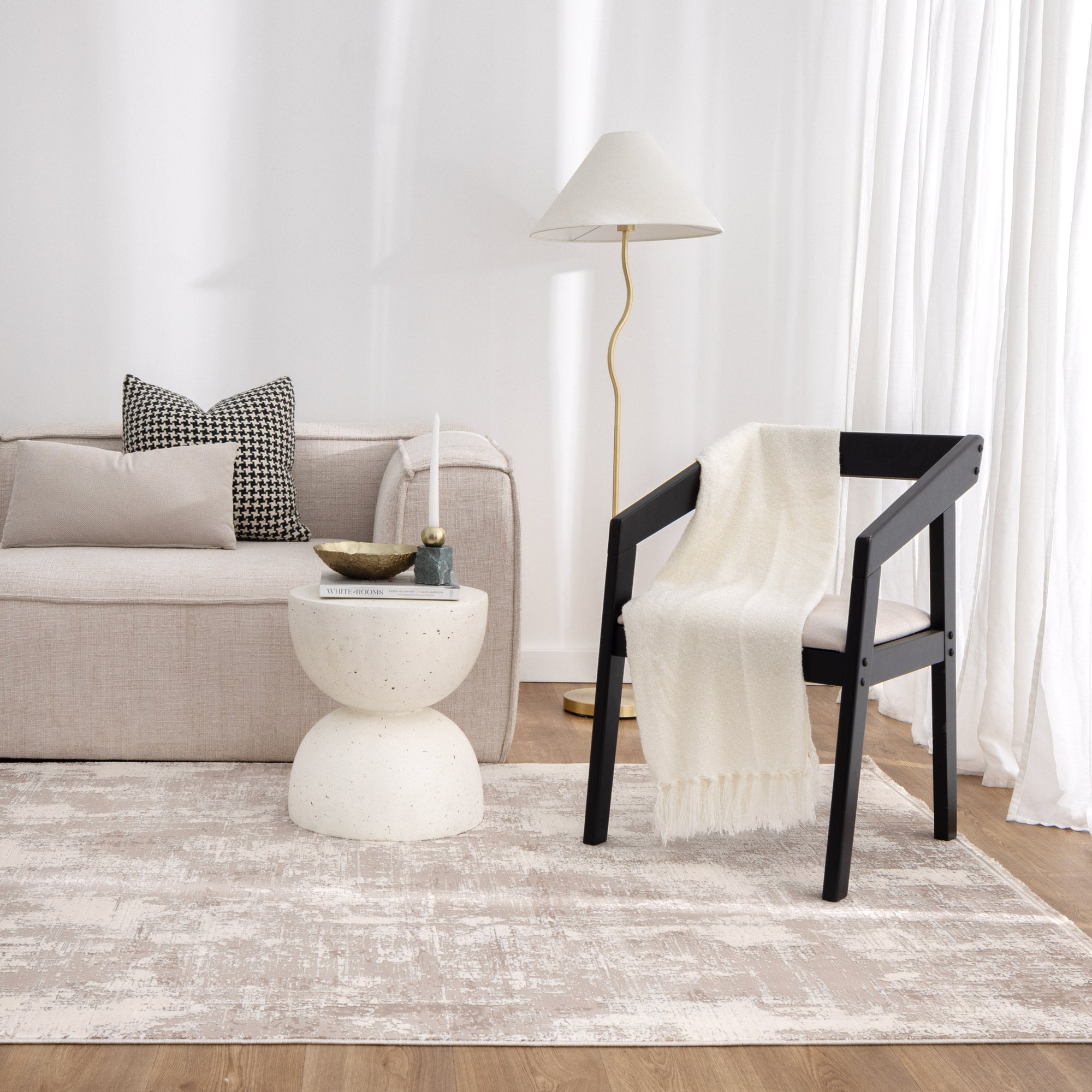 Chateau Distressed Beige and White Rug - Floorsome - Area Rug - CHAT160CH07 - Area Rug