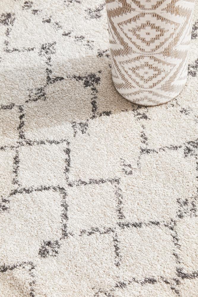 Chrome Elsa Silver Runner Rug - Floorsome - CHROME COLLECTION - CRO - ELS - SIL - 300X80 - CHROME COLLECTION