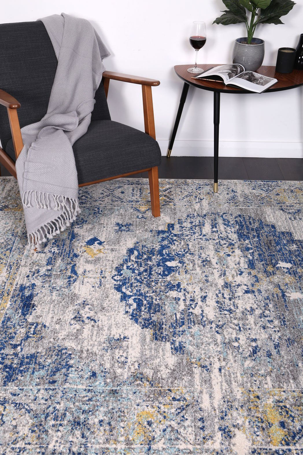 Delicate Blue Green Distressed Rug - Floorsome - Modern Rugs - DELI160DELI02 - Modern Rugs