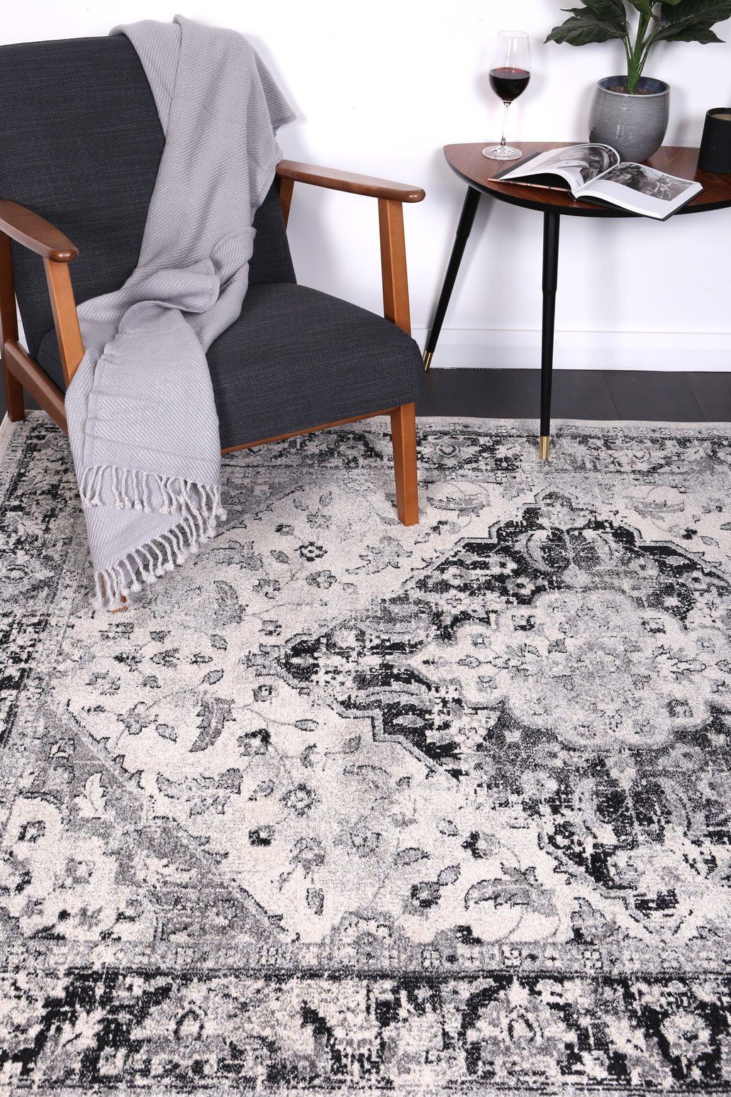Delicate Grey Traditional Rug - Floorsome - Modern Rugs - DELI160DELI10 - Modern Rugs