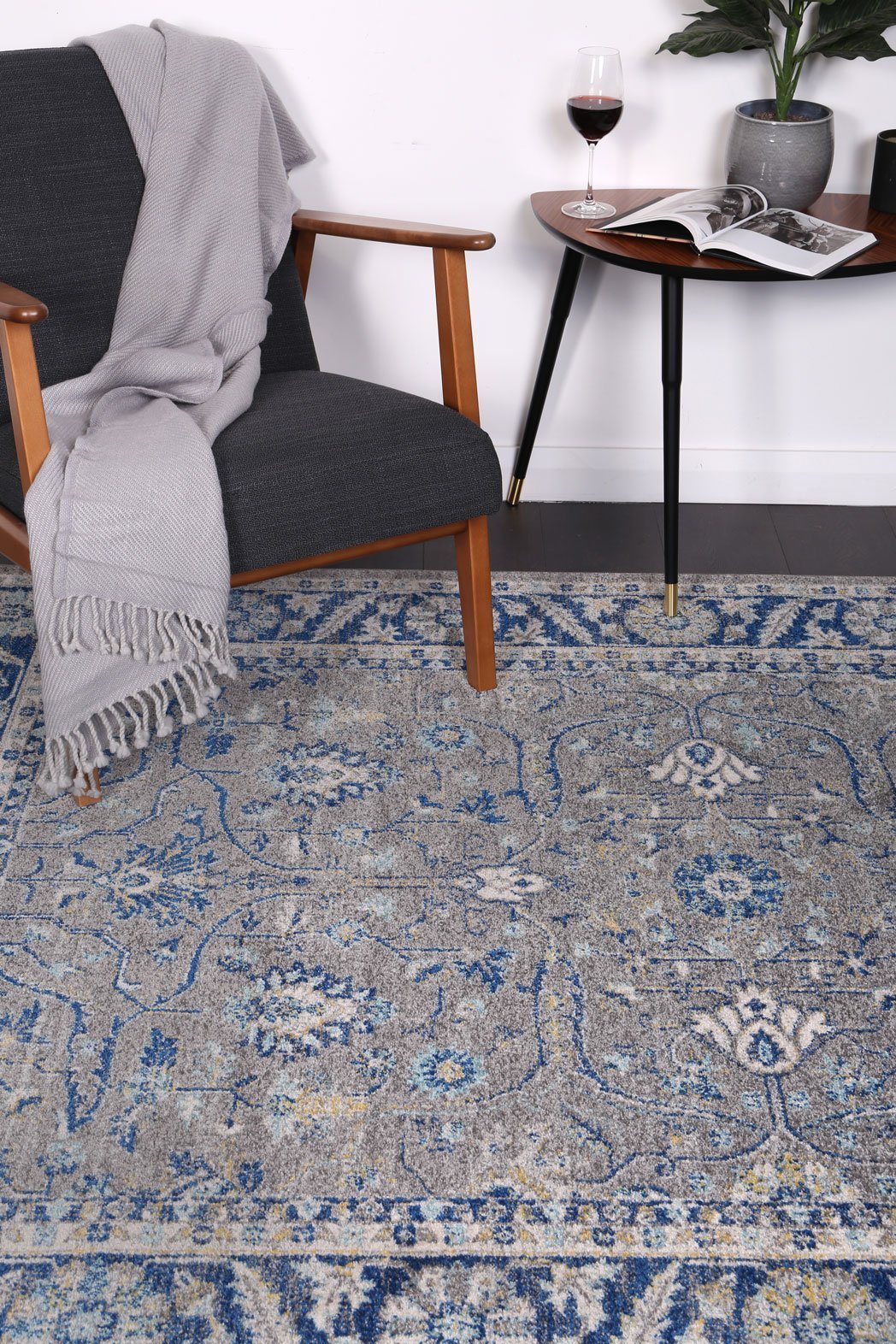 Delicate Navy Blue Oriental Rug - Floorsome - Traditional - DELI160DELI05 - Traditional