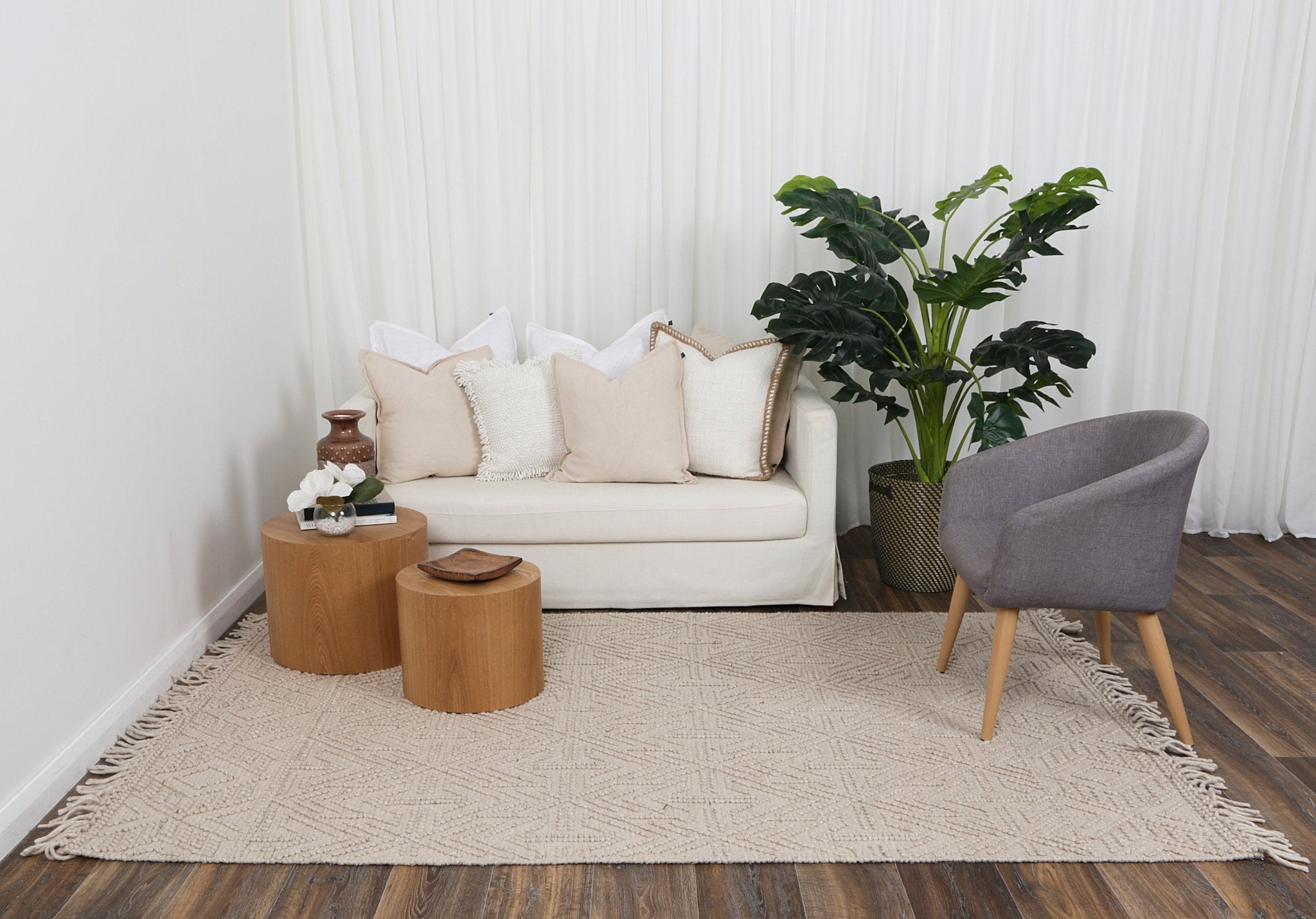 Diego Geometric Brown Wool Rug - Floorsome - Area Rug - DIEG16004BROW - Area Rug