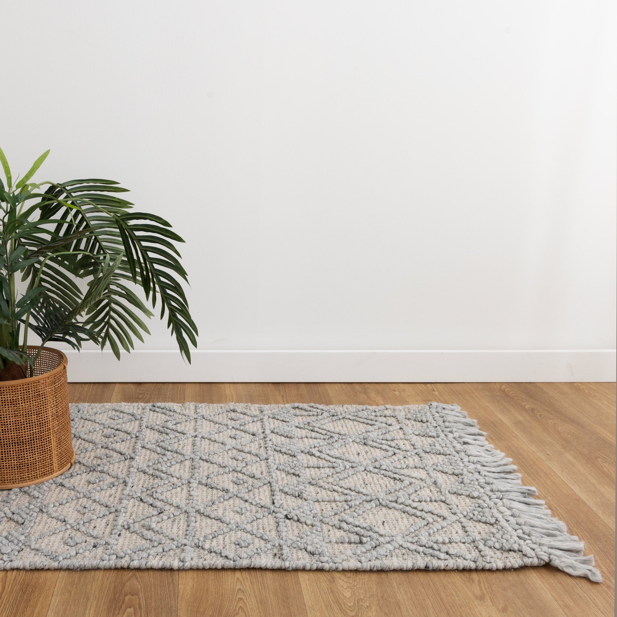 Diego Inca Grey Wool Rug - Floorsome - Area Rug - DIEG70101LGRE - Area Rug