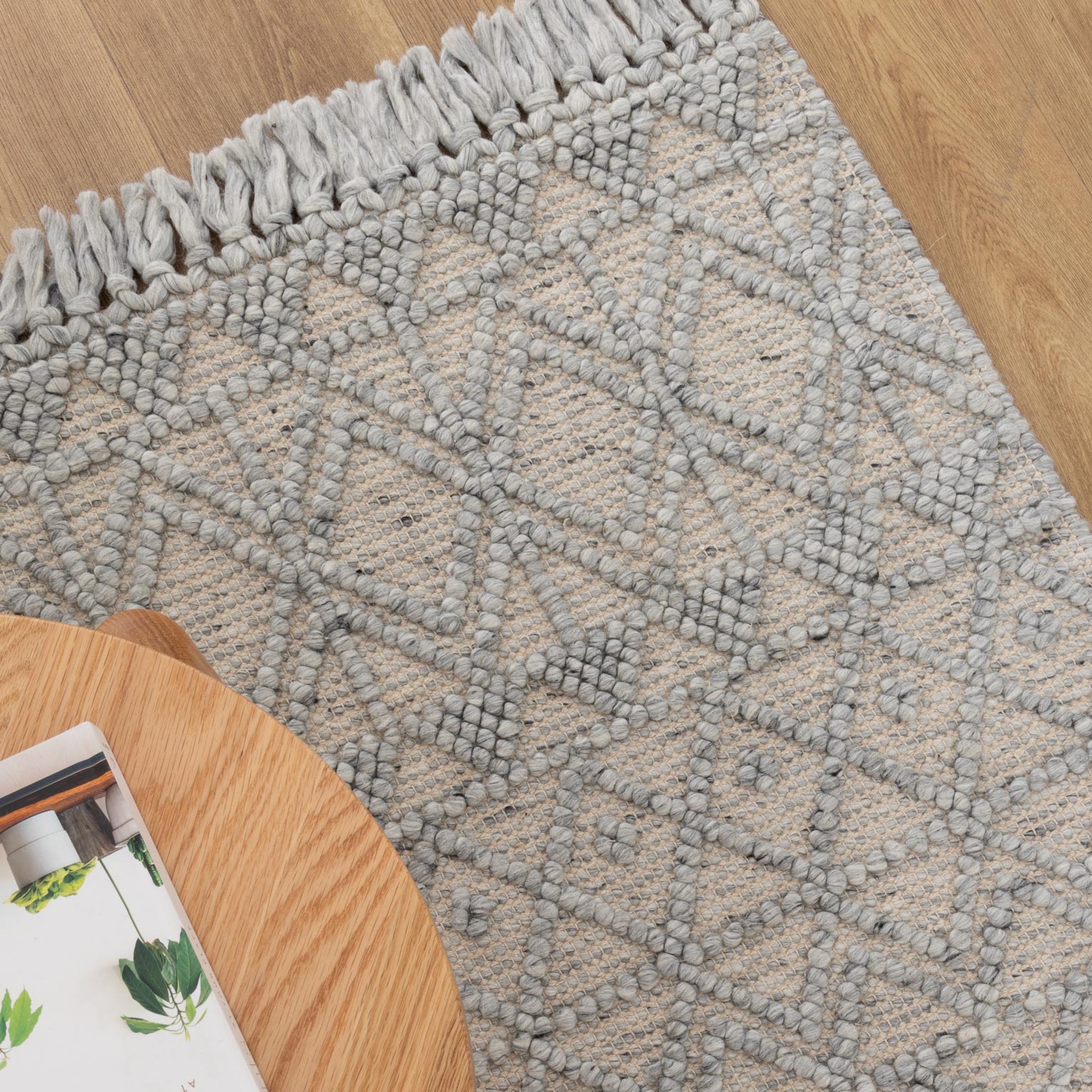 Diego Inca Grey Wool Rug - Floorsome - Area Rug - DIEG70101LGRE - Area Rug