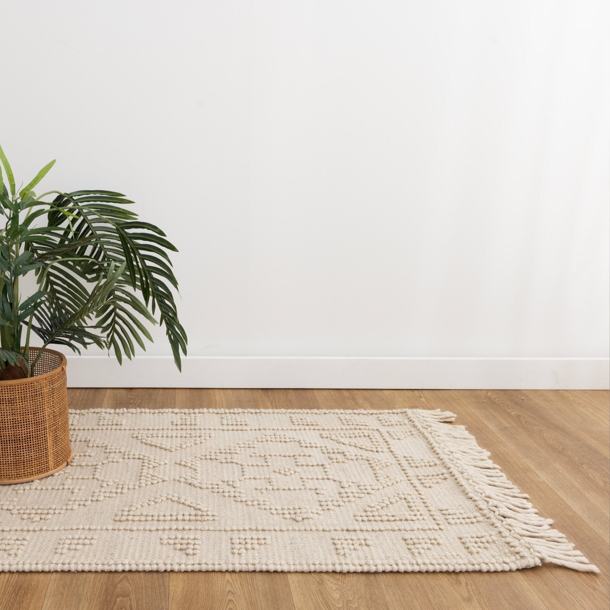 Diego Ornamental Beige Wool Rug - Floorsome - Area Rug - DIEG70103BEIG - Area Rug