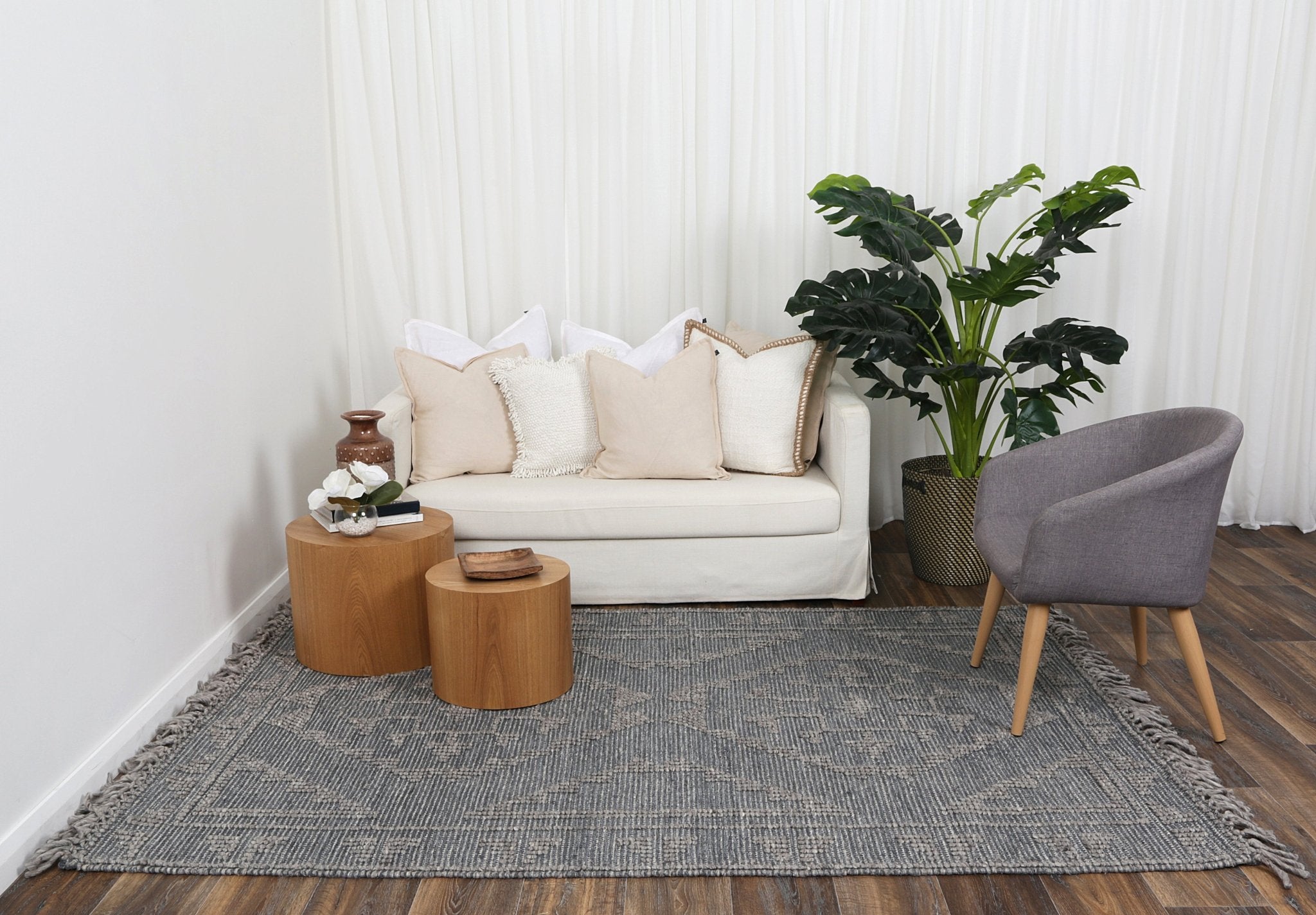 Diego Ornamental Grey Multi Wool Rug - Floorsome - Area Rug - DIEG16003GMUL - Area Rug