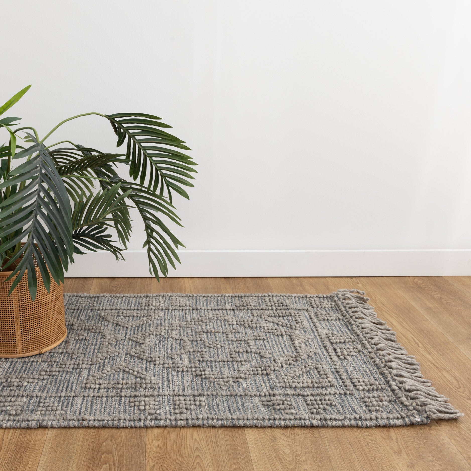 Diego Ornamental Grey Multi Wool Rug - Floorsome - Area Rug - DIEG70103GMUL - Area Rug