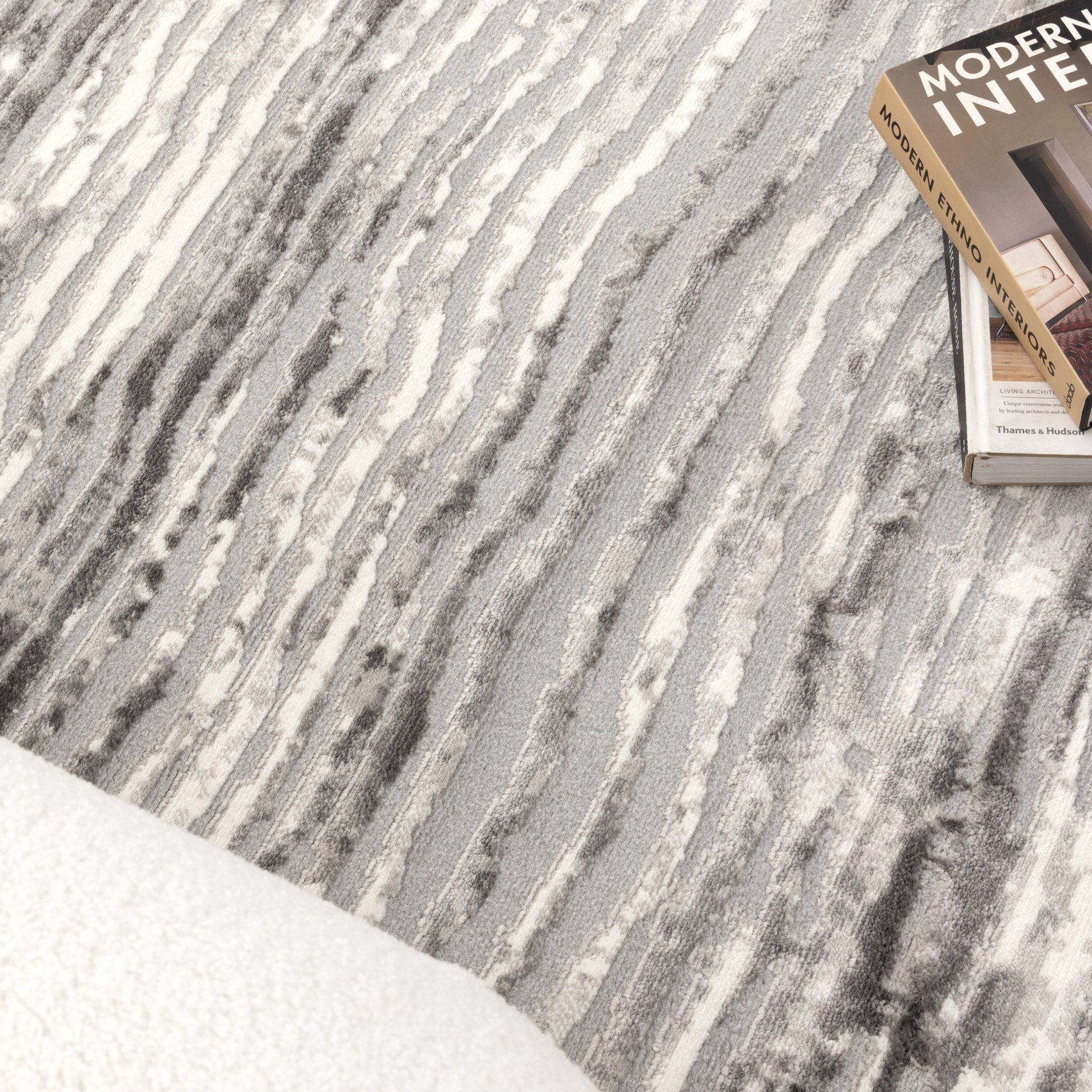 Jade Distressed Lines Grey Rug - JADE002 - Floorsome - Area Rug - JADE160002 - Area Rug