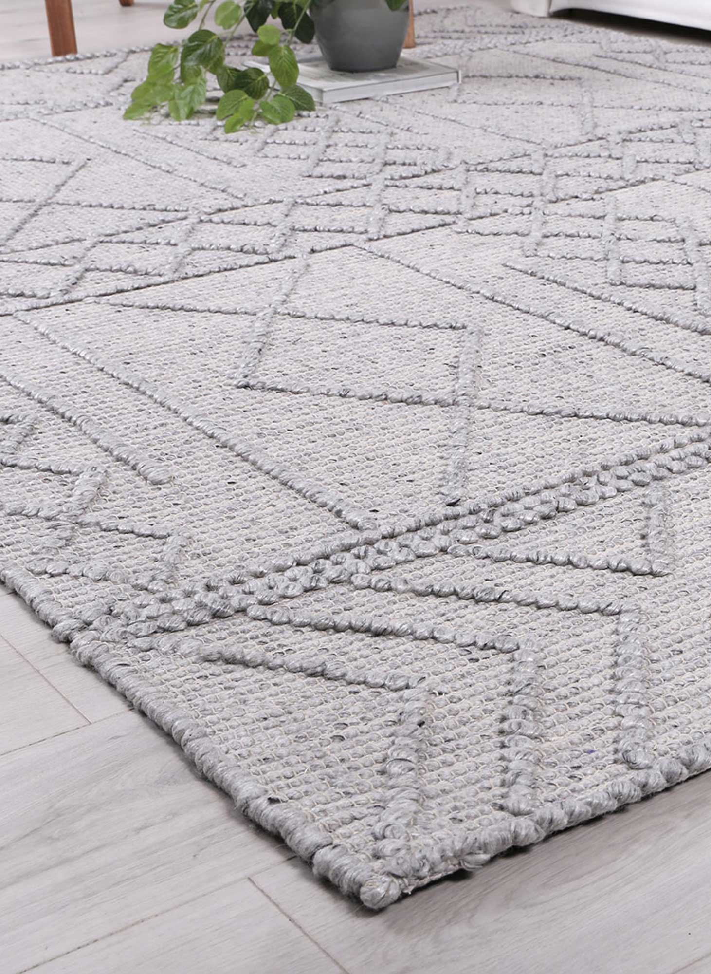 Kaiden Diamond Tribal Grey Wool Rug - Floorsome - Rug - HIMA160200GREY - Rug
