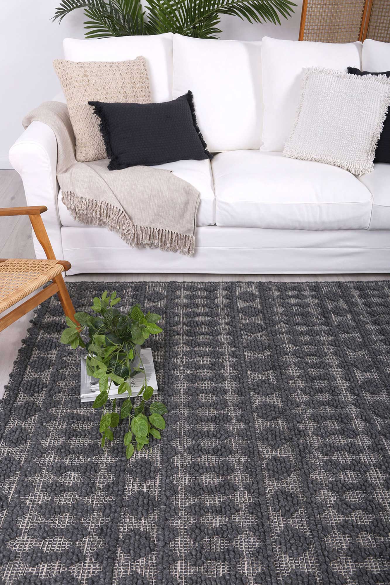 Kaiden Fine Tribal Grey Wool Rug - Floorsome - Rug - HIMA160900GREY - Rug