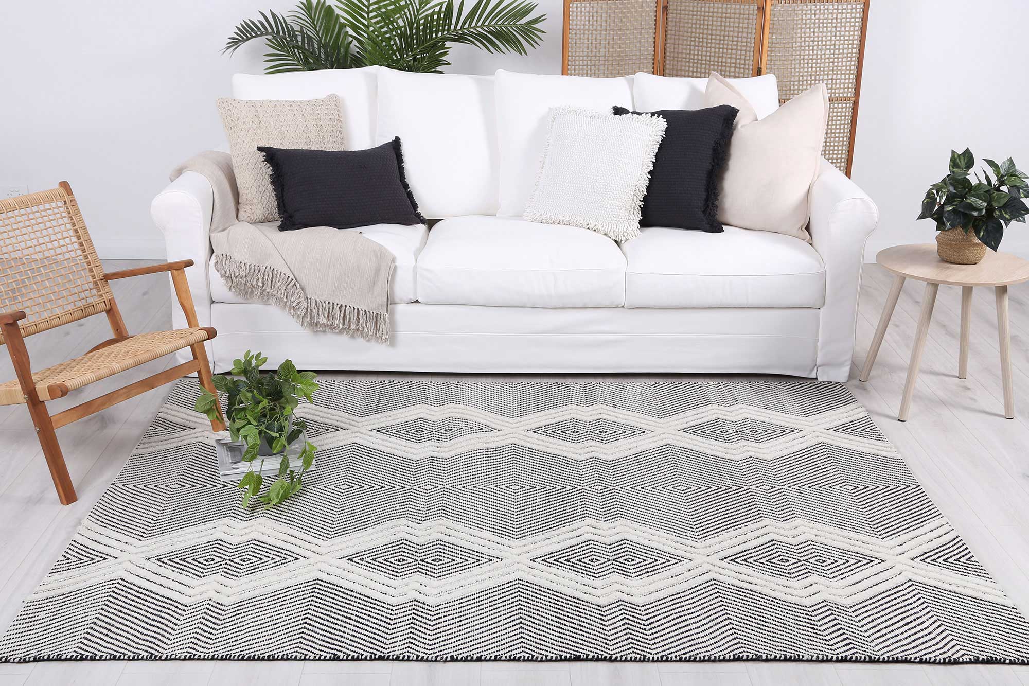 Kaiden Saw Ivory Wool Rug - Floorsome - Rug - HIMA160100IVOR - Rug