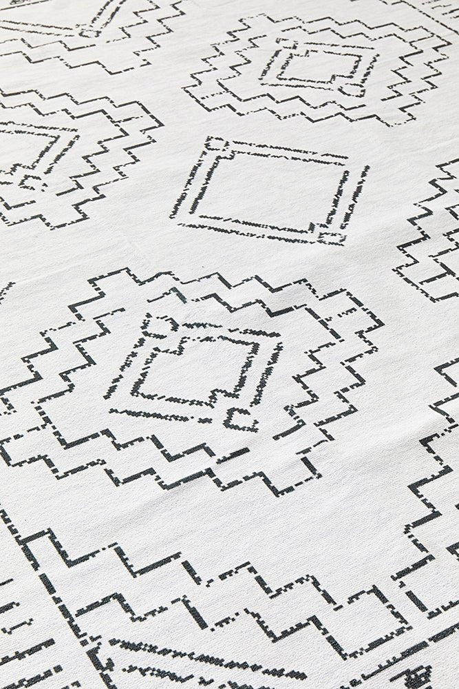 Kindred Leeroy White Washable Rug - Floorsome - Kindred Collection - KIN - LEEROY - 220X150 - Kindred Collection