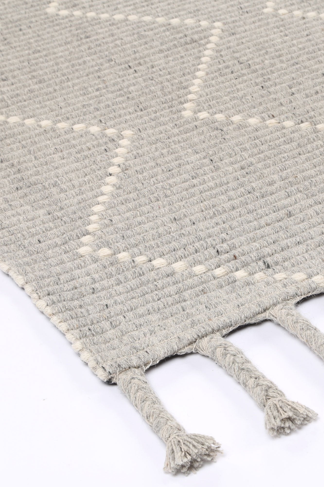 Leilani Diamond Tassel Grey Rug - Floorsome - Rug