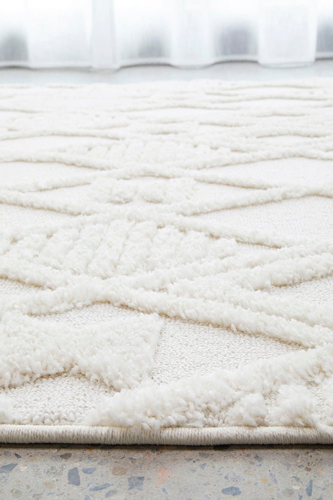 Marigold Lisa White - Floorsome - Marigold Collection - MAR - LISA - WHT - 230X160 - Marigold Collection