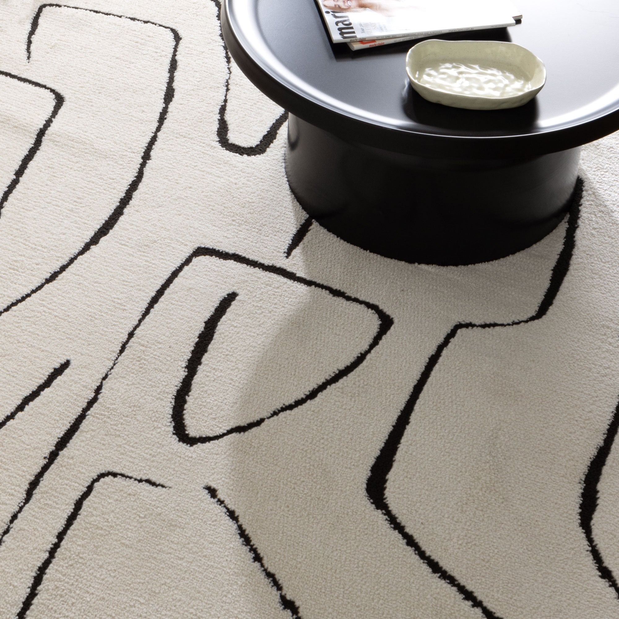 Mila Modern Lines Cream and Black Rug - Floorsome - Area Rug - MILA803MIL6 - Area Rug