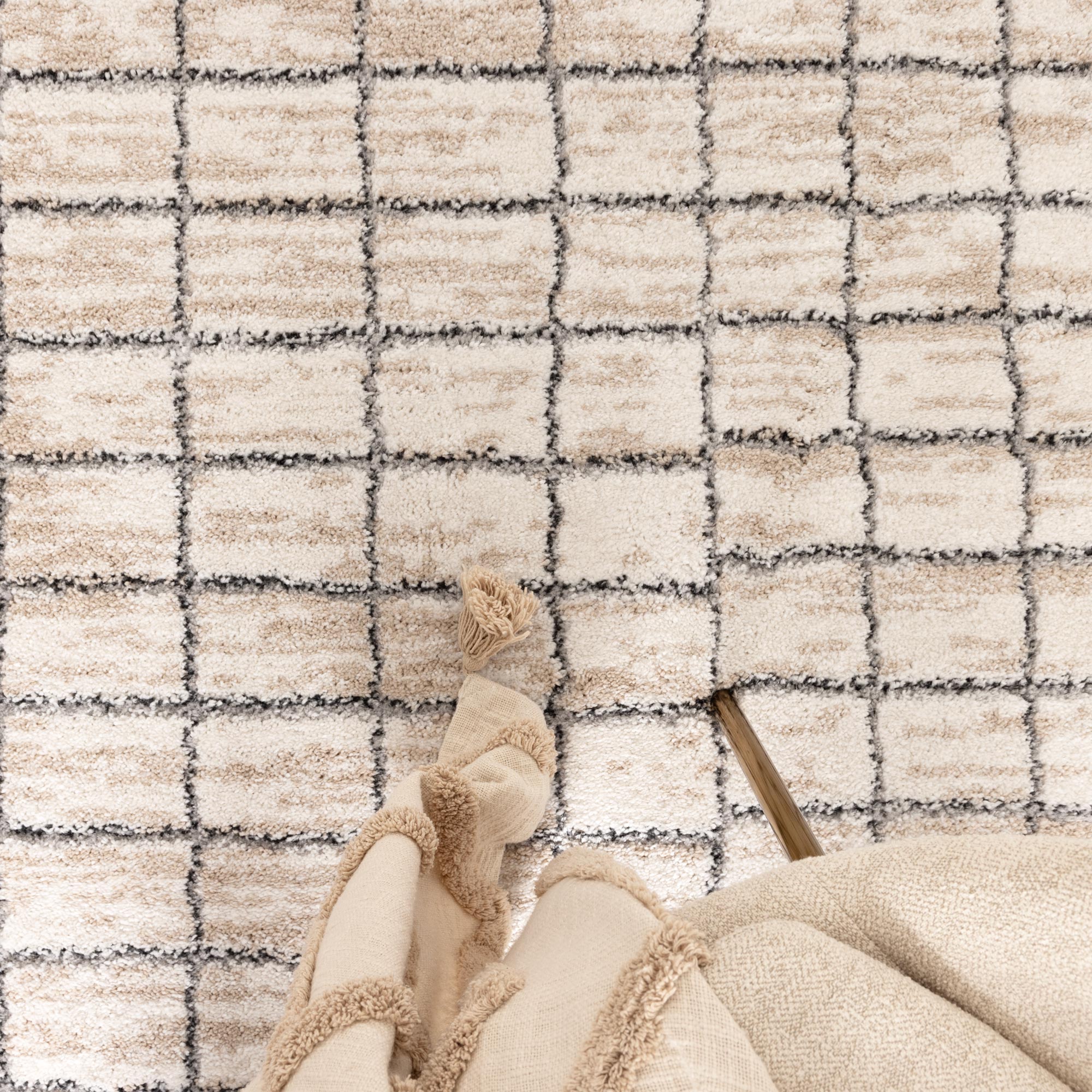 Nola Clean Lines Neutral Rug - Floorsome - Area Rug - NOLA160N004 - Area Rug