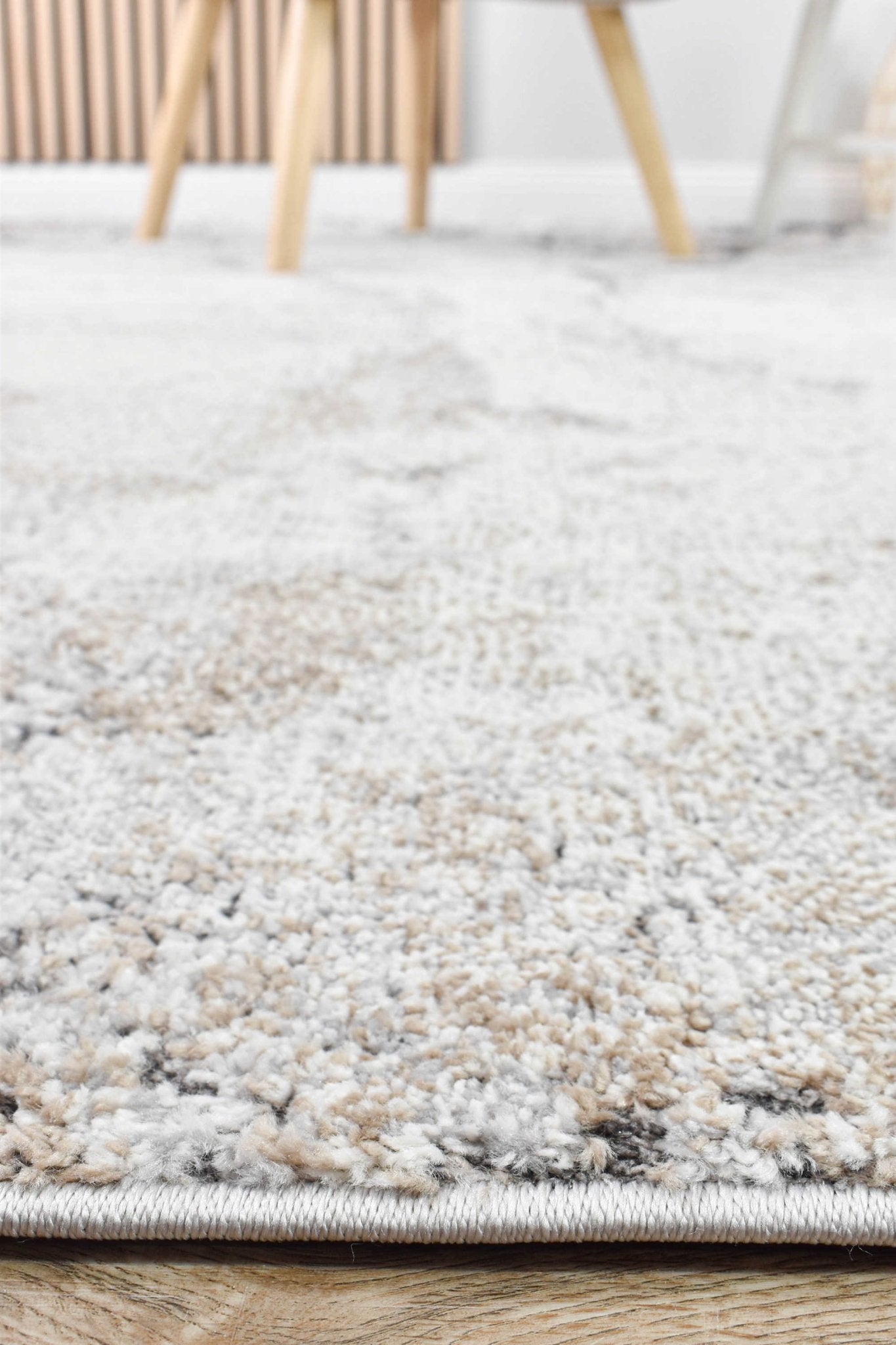 Quetzal Craft Rug - Floorsome - MODERN - CHAR-CASCADE-80X150 - MODERN