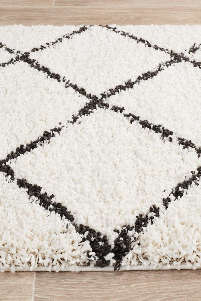 Saffron 22 White Runner Rug - Floorsome - MODERN - SAF - 22 - WHT - 200X80 - MODERN
