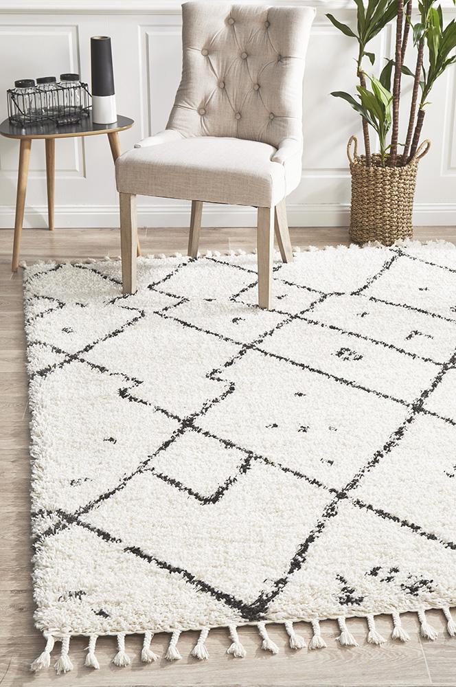 Saffron 44 White Rug - Floorsome - MODERN