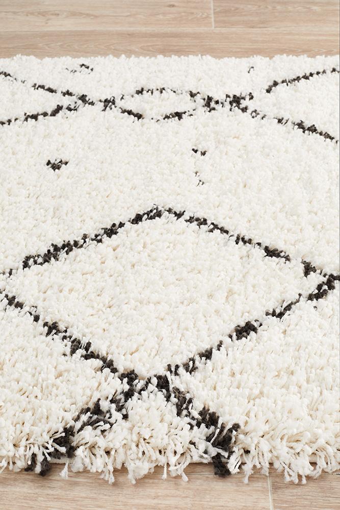 Saffron 44 White Runner Rug - Floorsome - MODERN - SAF - 44 - WHT - 200X80 - MODERN