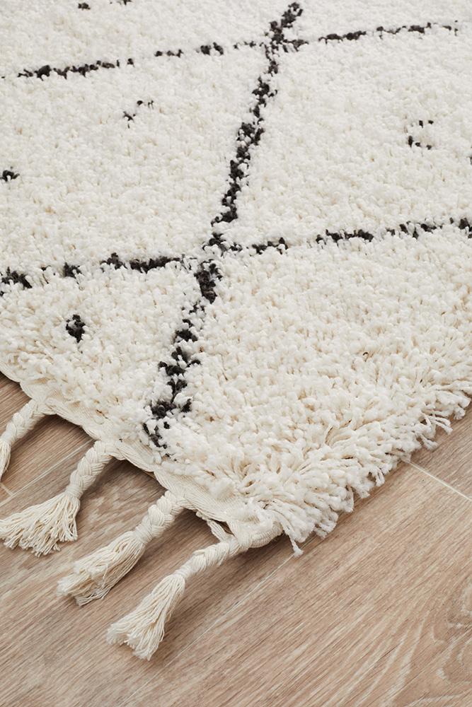 Saffron 44 White Runner Rug - Floorsome - MODERN - SAF - 44 - WHT - 200X80 - MODERN