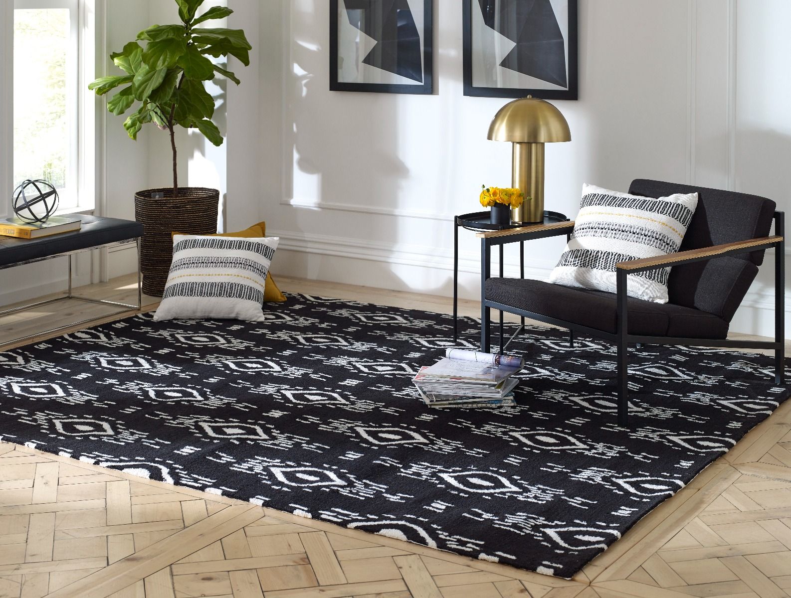 Surah Black And White Tribal P.E.T Indoor Outdoor Rug - Floorsome - Indoor/Outdoor Rugs - PETSURAH0120180 - Indoor/Outdoor Rugs