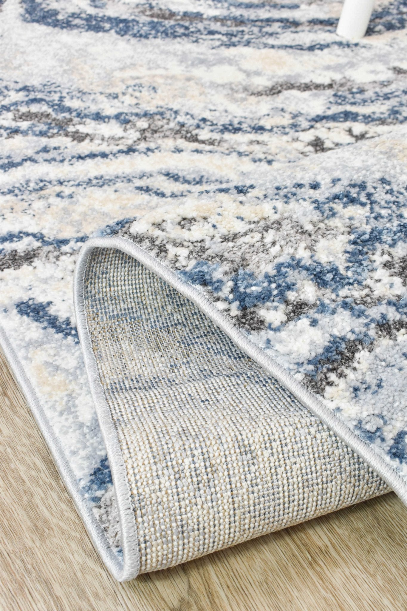 Tecno Tribal Runner - Floorsome - MODERN - CHAR-CRIMSON-80X300 - MODERN