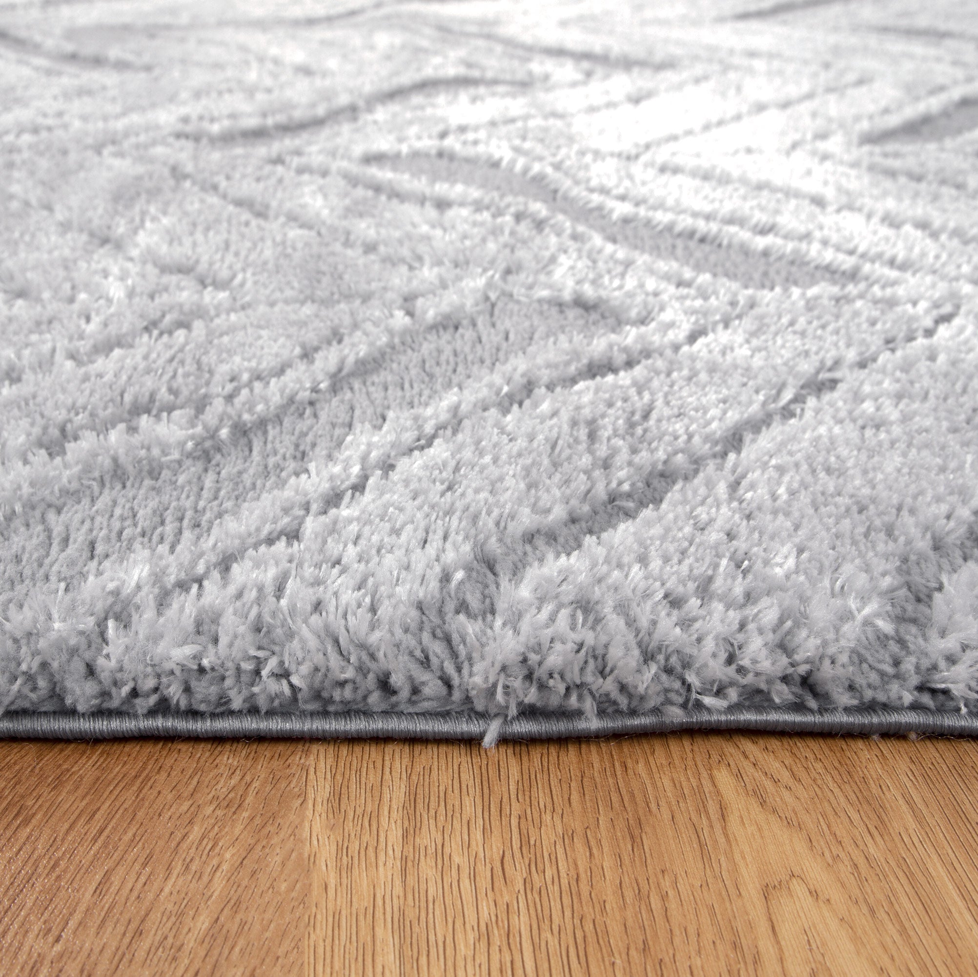 Tender Chevron Silver Shag Rug - Floorsome - Area Rug - TEND12001SILV - Area Rug