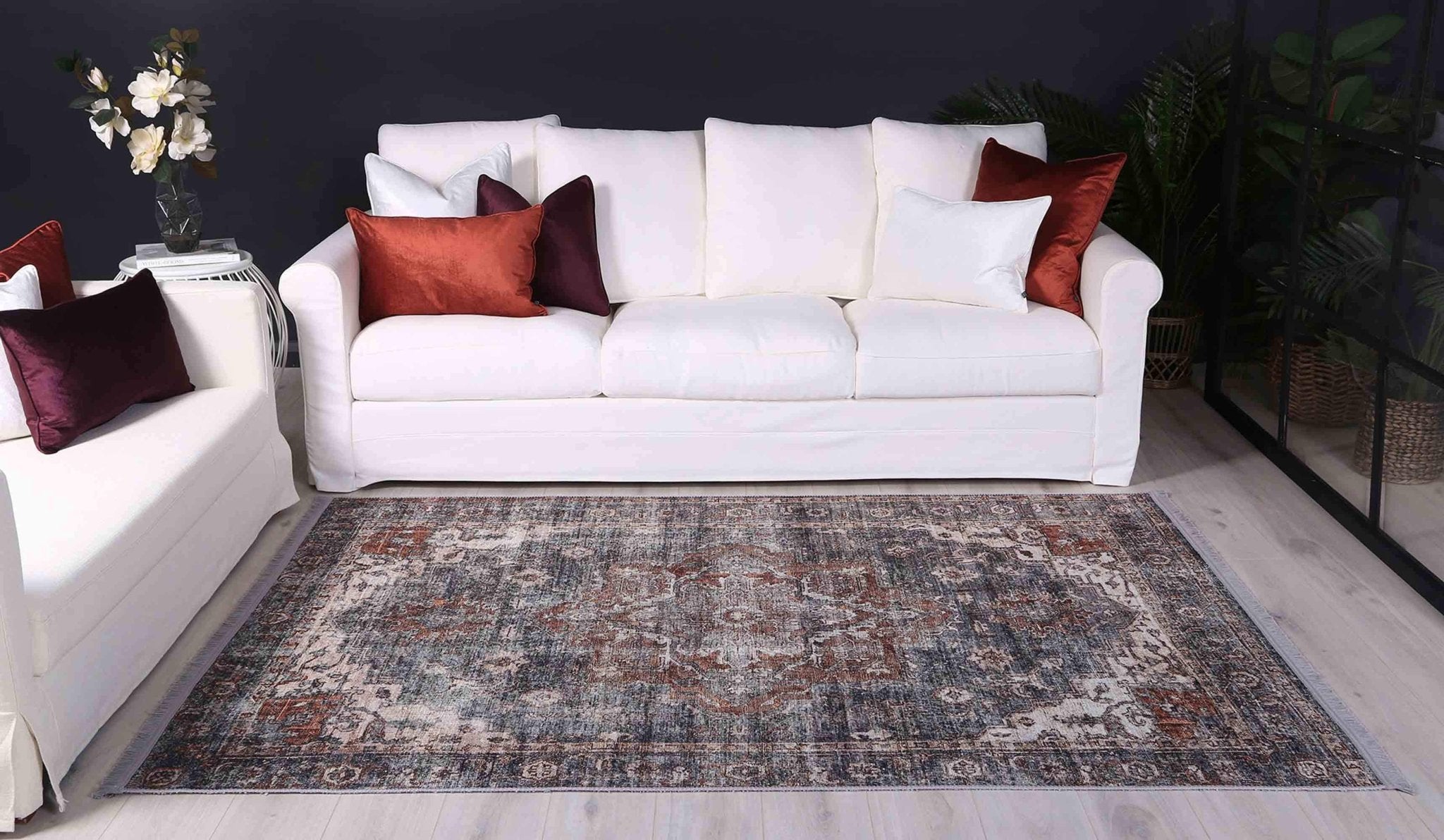 Vintage Crown Dunstanburgh Rug - Floorsome - Traditional - VINT160224404 - Traditional