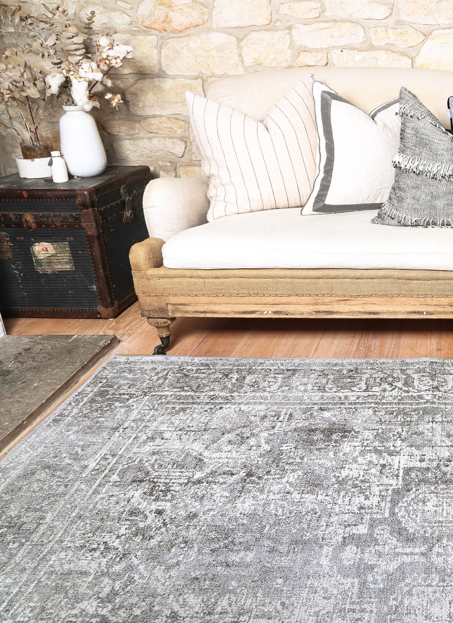 Vital Distressed Vintage Chilaz Grey Rug - Floorsome - Area Rug - VINT160208504 - Area Rug