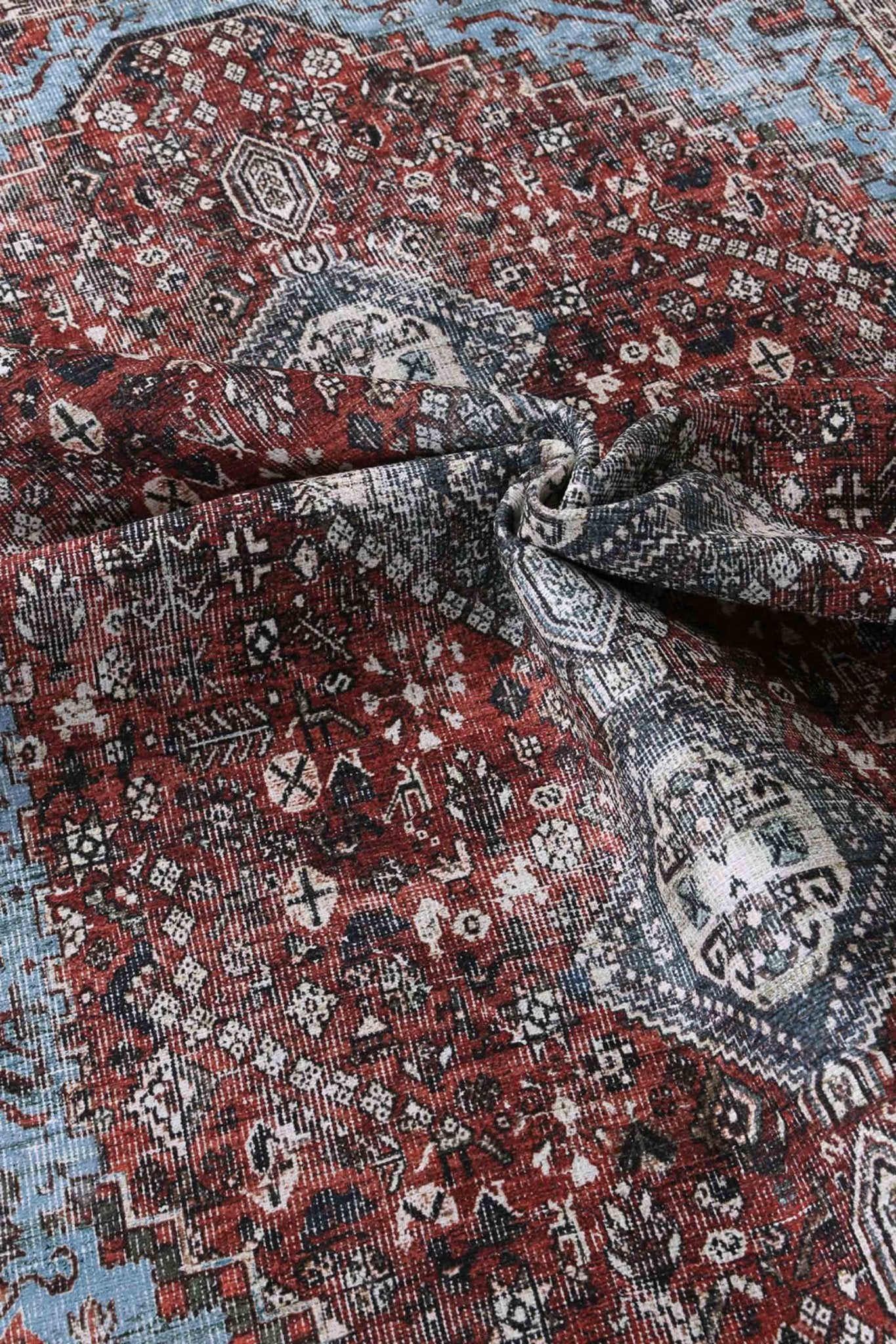 Vital Loane Distressed Vintage Ruby & Sky Blue Rug (Fringe) - Floorsome - Area Rug - VINT280292300 - Area Rug