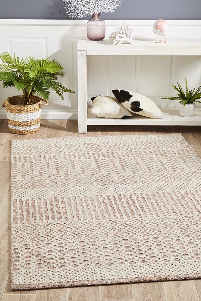 Levi Marlyn Peach Ivory Rug