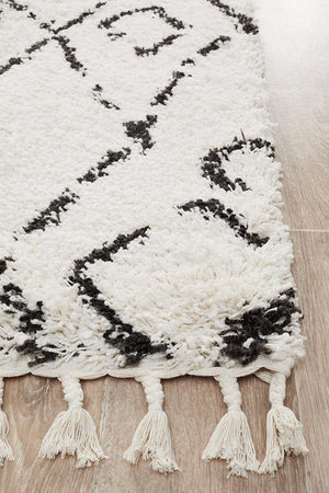 Saffron 55 White Runner Rug