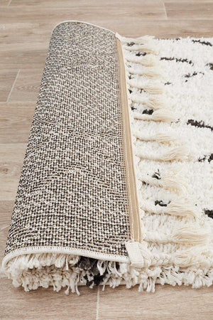 Saffron 55 White Runner Rug
