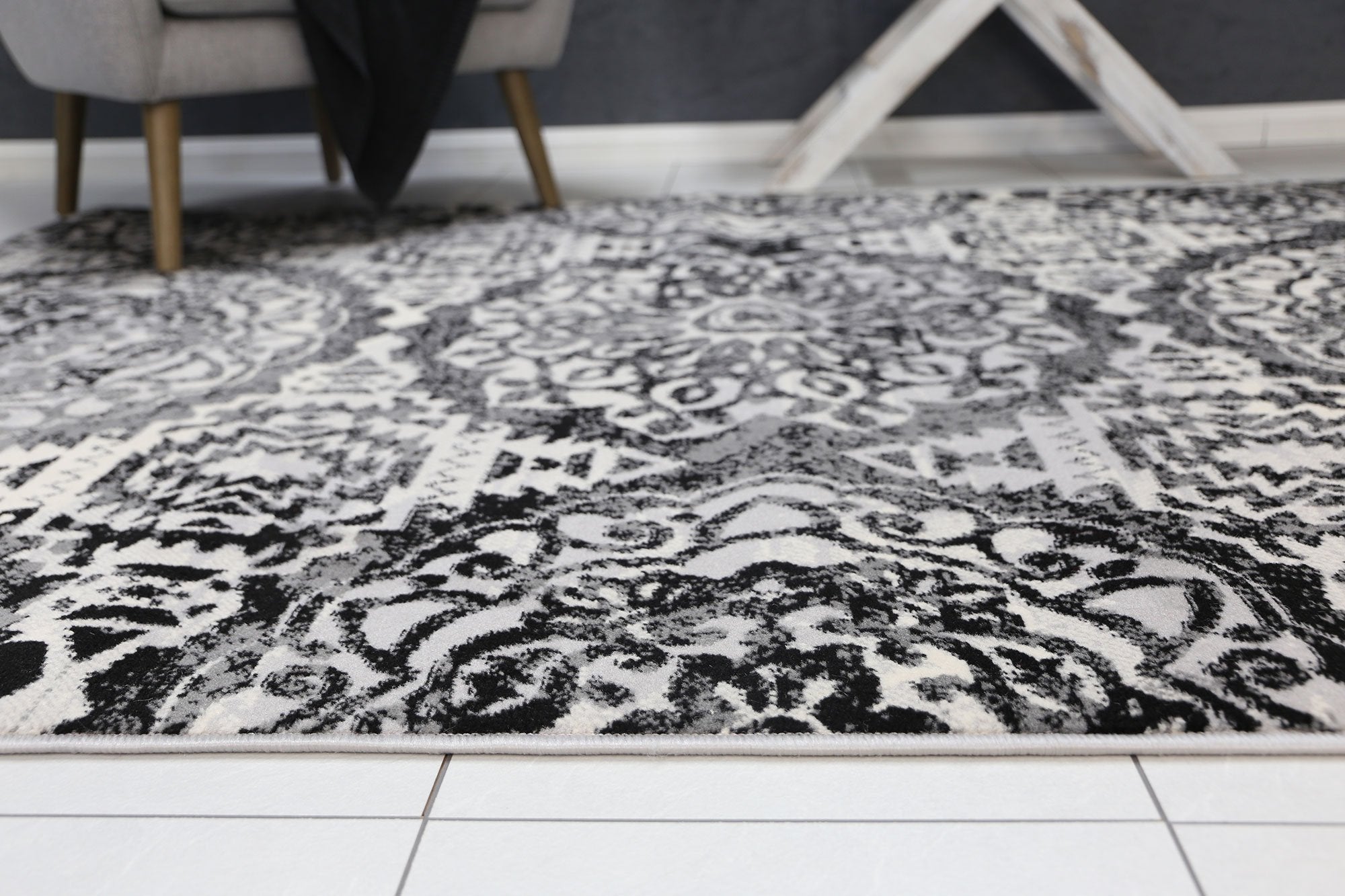 Dash Grey Distressed Classic Rug - Floorsome - Contemporary - ELIS2002497DGRE - Contemporary